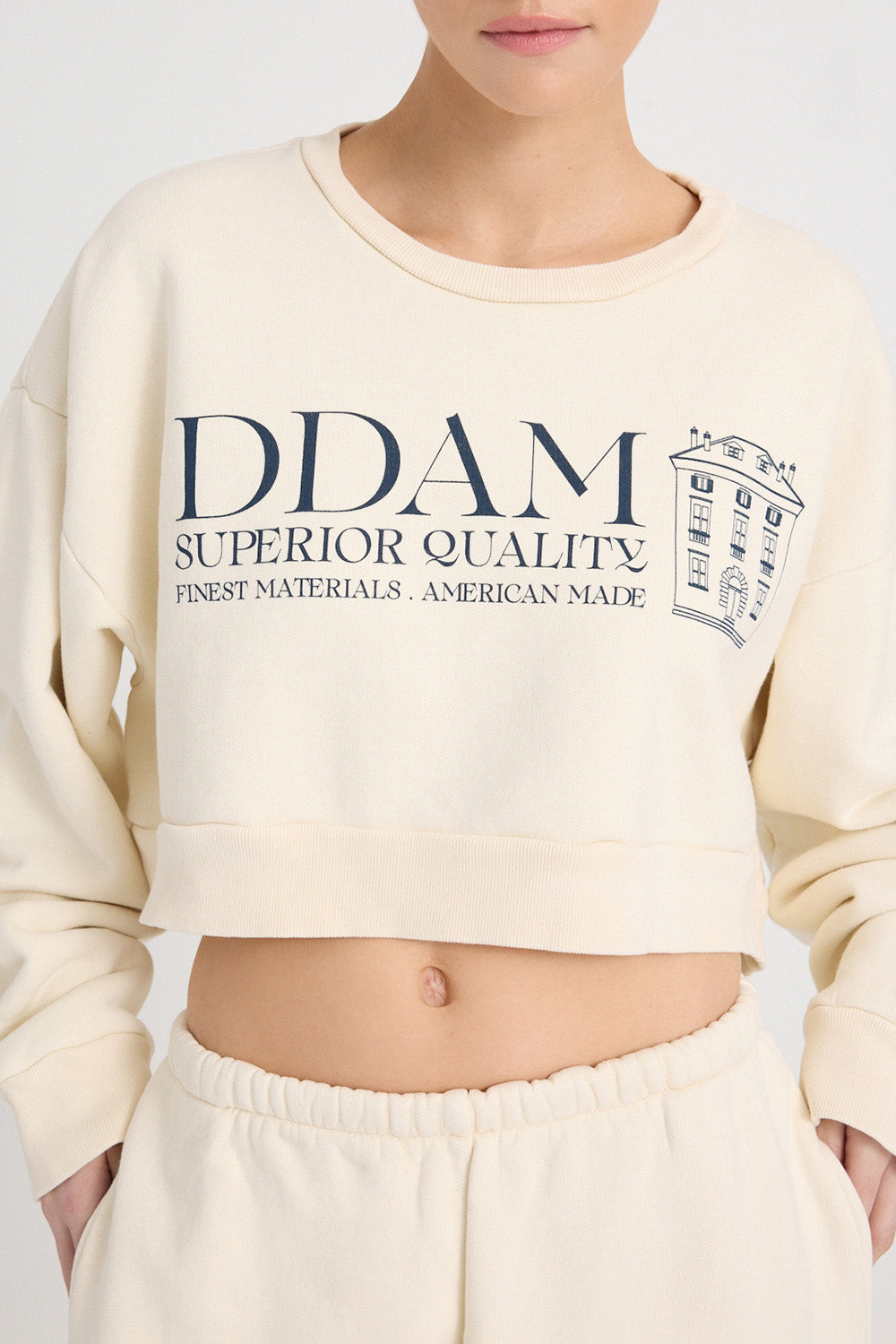 James Crewneck Villa