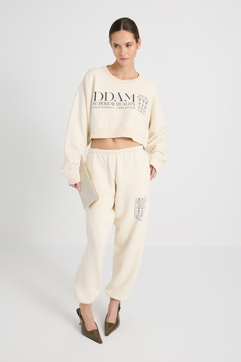 James Crewneck Villa