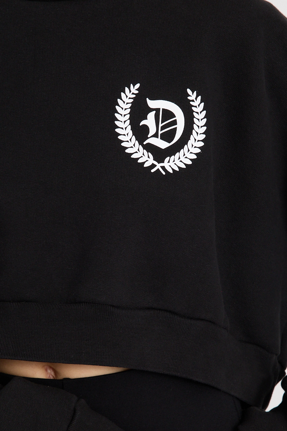 James Crewneck DDAM Crest